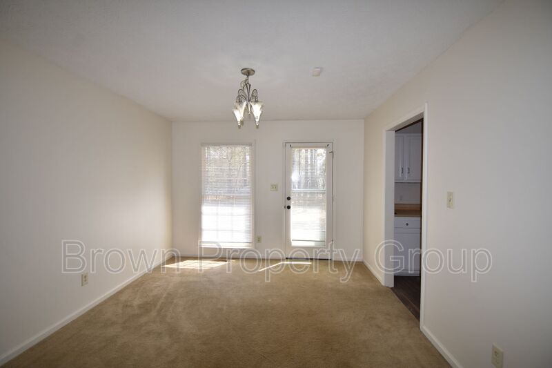 3 Bedroom and 2 Bath Home (No Pets) property image