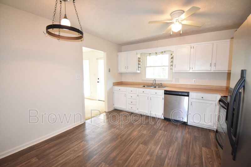 3 Bedroom and 2 Bath Home (No Pets) property image