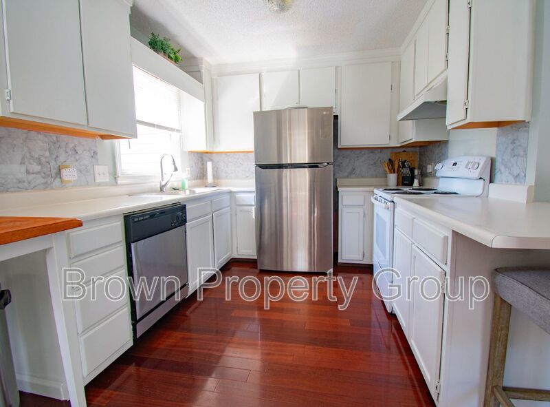 Coming Soon! 3 Bedroom 2 Bathroom- Large Lot! property image
