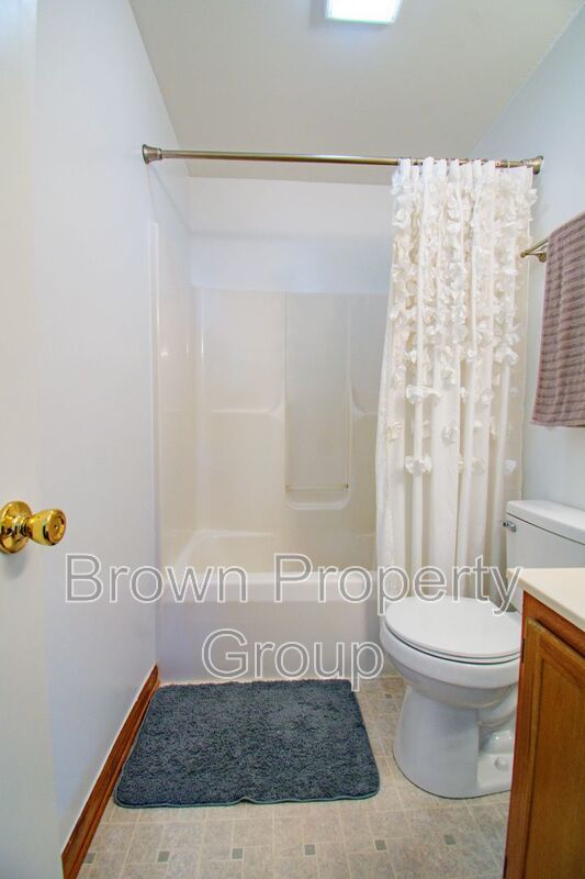 Coming Soon! 3 Bedroom 2 Bathroom- Large Lot! property image