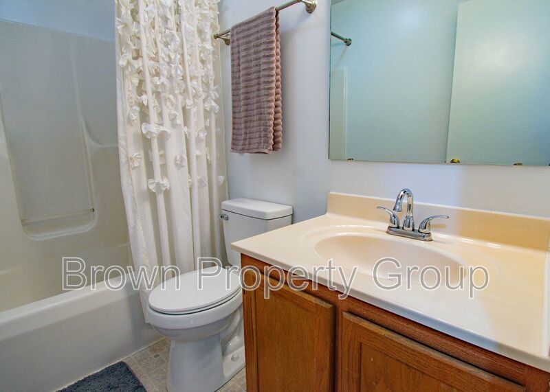 Coming Soon! 3 Bedroom 2 Bathroom- Large Lot! property image