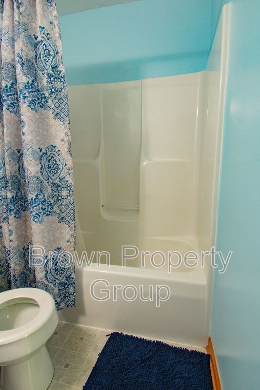 Coming Soon! 3 Bedroom 2 Bathroom- Large Lot! property image