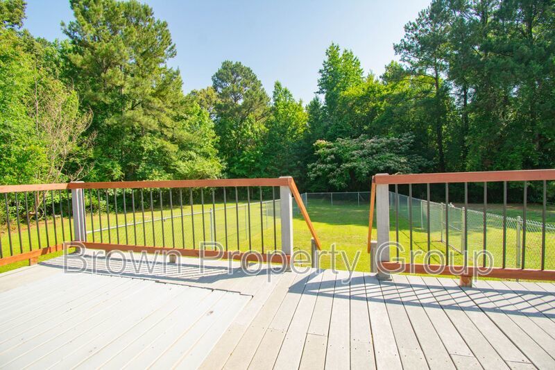 Coming Soon! 3 Bedroom 2 Bathroom- Large Lot! property image