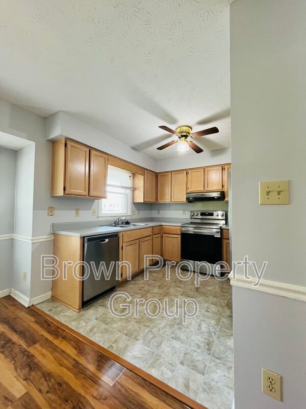 3 Bedroom and 2 Bath Home (No Pets) property image