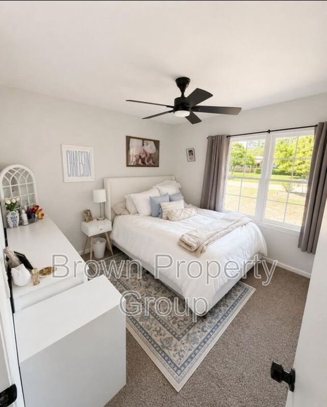 Available August 1! 4 Bedroom 2 Bathroom Ranch - Dogs Okay! property image